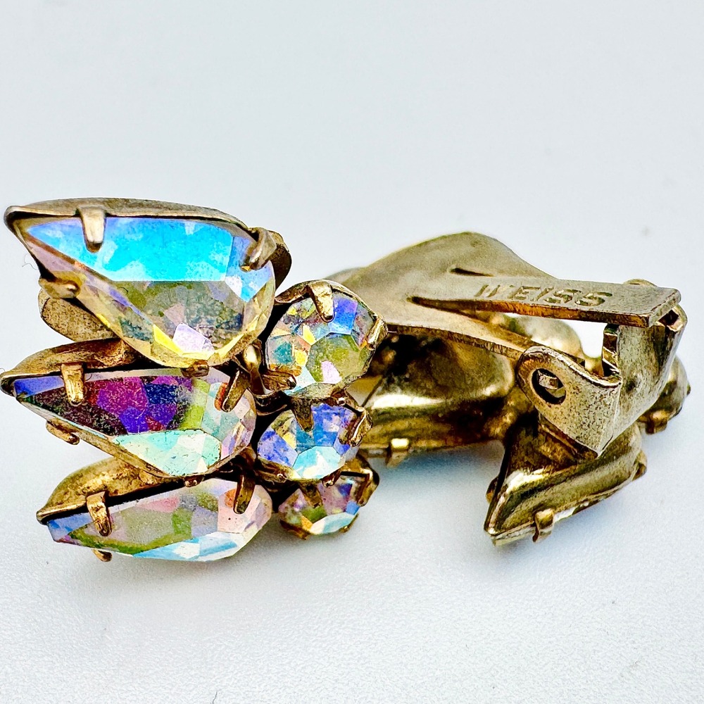 Vintage Weiss Aurora Borealis Rhinestone‎ Clip On Earrings Gold Tone Signed